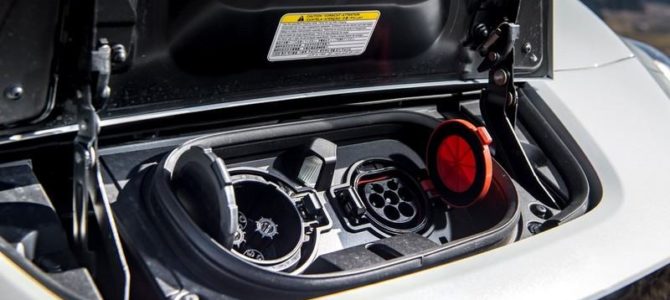 Définition : qu’est-ce qu’une prise de recharge CHAdeMO ? Définition : qu’est-ce qu’une prise de recharge CHAdeMO ?